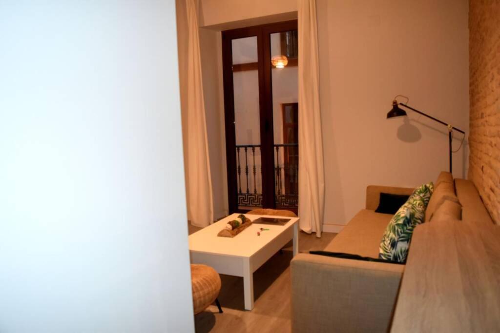 Alleanza, Balcon De La Maestranza *